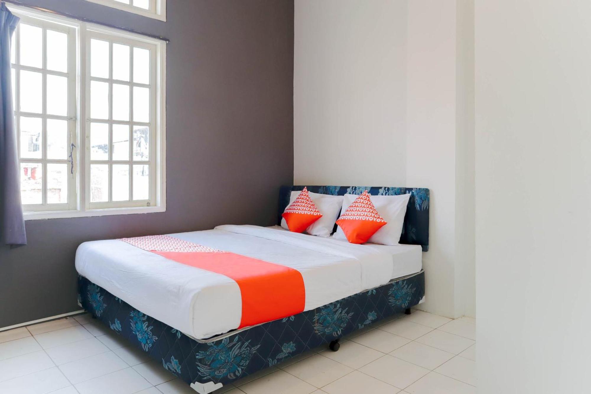 Oyo 1111 Pasar Baru Inn Джакарта Екстер'єр фото