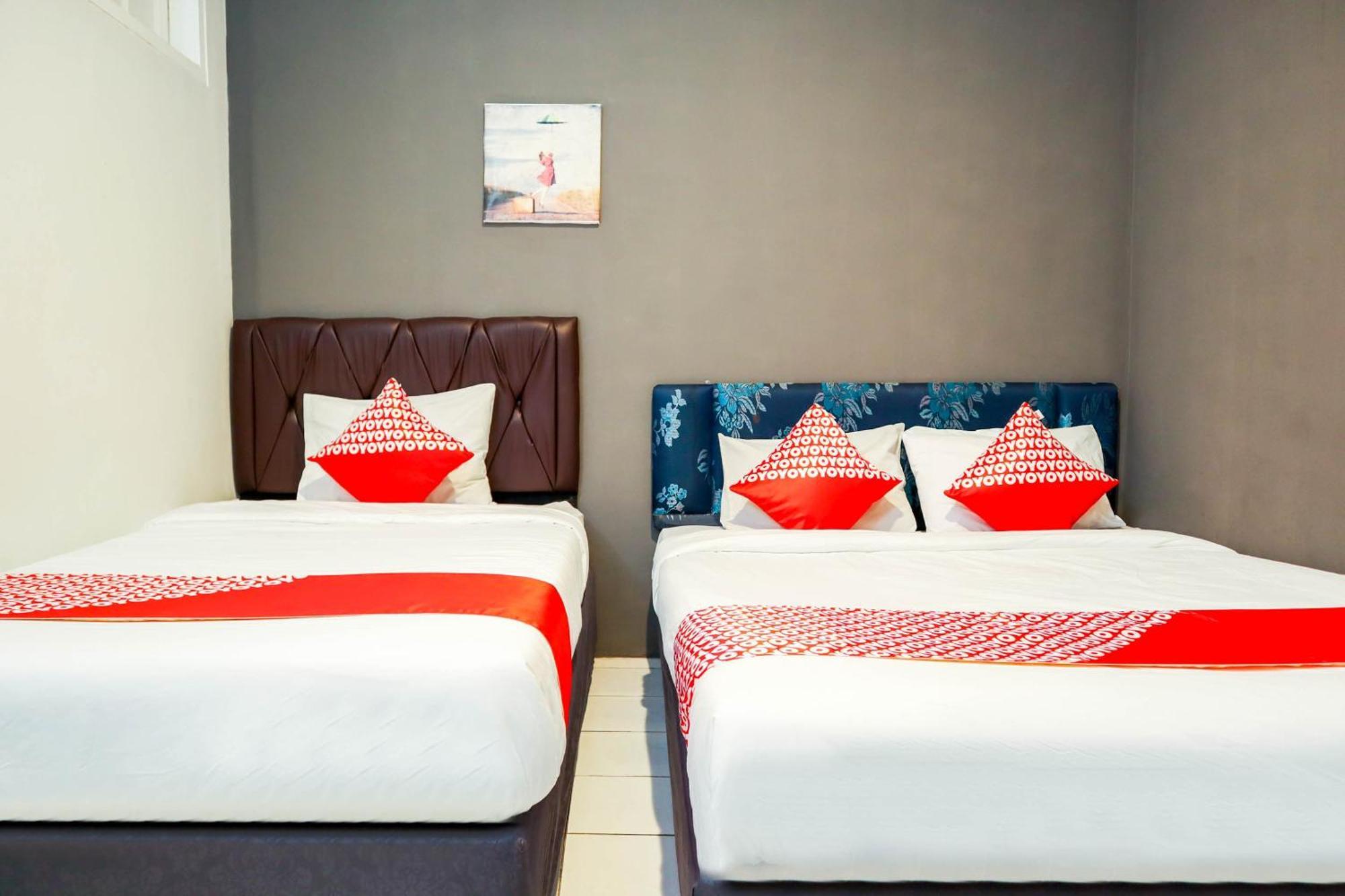 Oyo 1111 Pasar Baru Inn Джакарта Екстер'єр фото