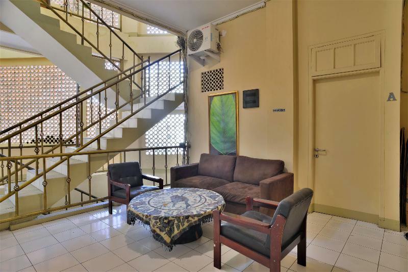 Oyo 1111 Pasar Baru Inn Джакарта Екстер'єр фото