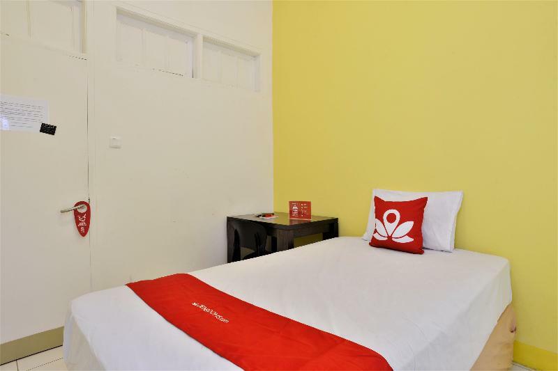 Oyo 1111 Pasar Baru Inn Джакарта Екстер'єр фото